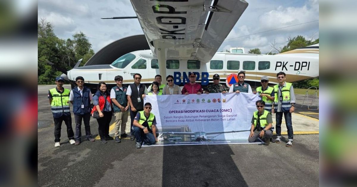 BNPB Perpanjang Operasi Modifikasi Cuaca di Riau hingga Mei 2025
