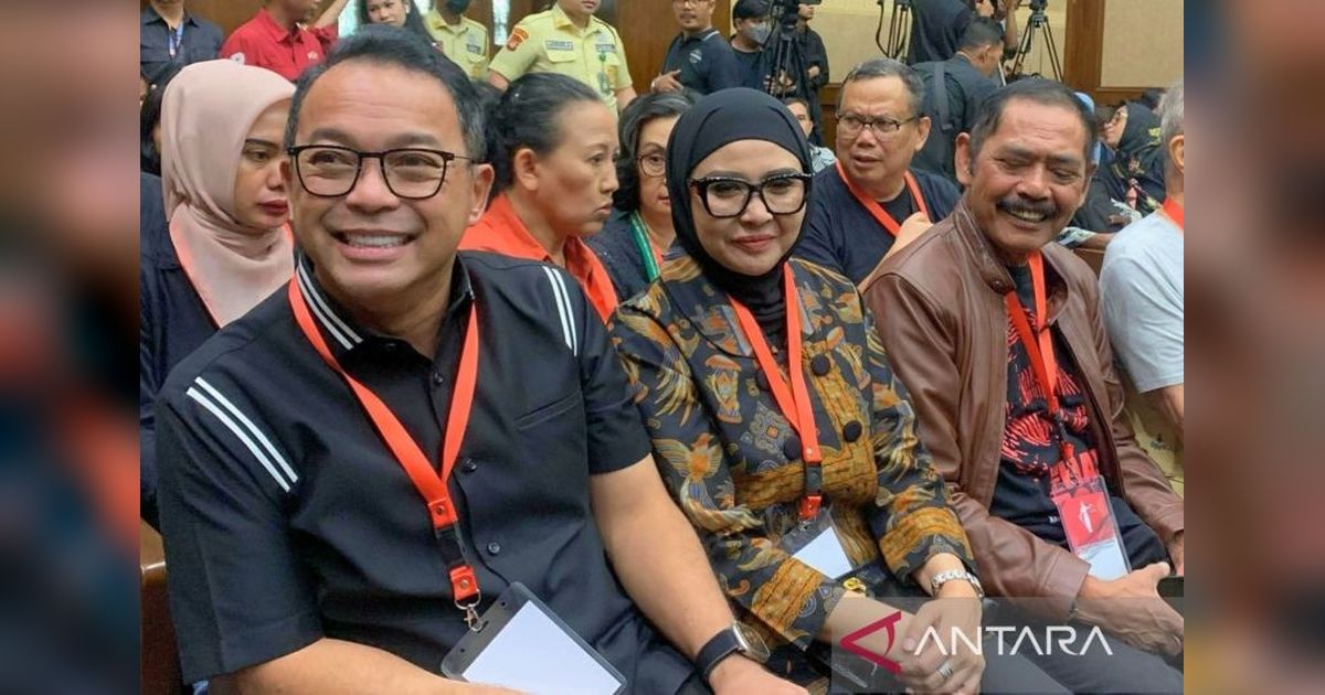 Sidang Kasus Hasto Kristiyanto: Anggota DPR dan Mantan Wali Kota Solo Hadir