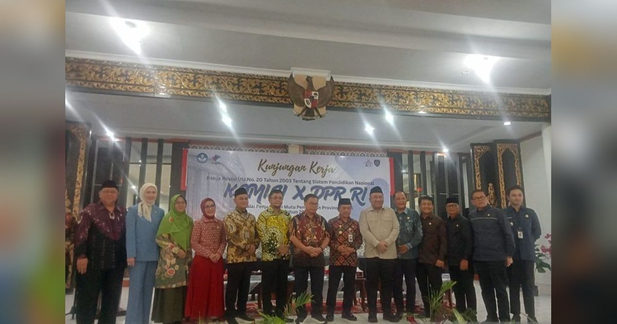 Gubernur Jambi Dukung Revisi UU Sisdiknas: Perbaikan Kesejahteraan Guru Jadi Prioritas