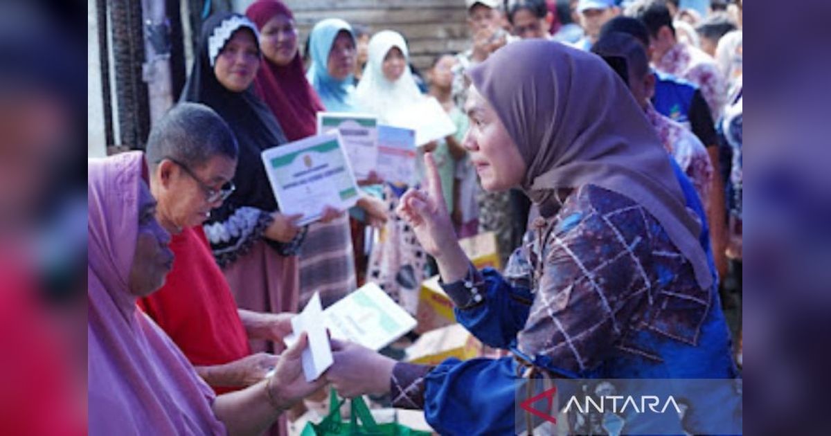 Wawali Banjarmasin Salurkan Bantuan untuk Korban Kebakaran di Antasan Kecil Timur