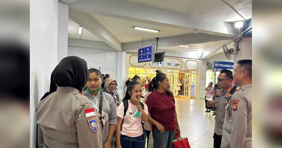 Polda Kepri Kawal Pemulangan 105 PMI Deportasi dari Malaysia