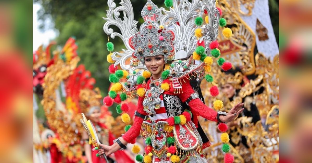 Banyuwangi Festival 2025: Fokus Pariwisata dan Karnaval Etnik 'Ngelukat'