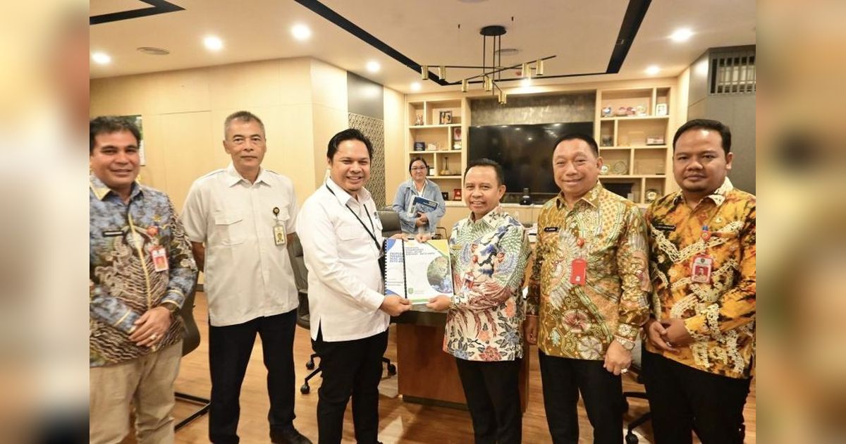 Pemkab Tapin Usulkan Pembangunan Jalan Banua Enam untuk Konektivitas Antar-Provinsi
