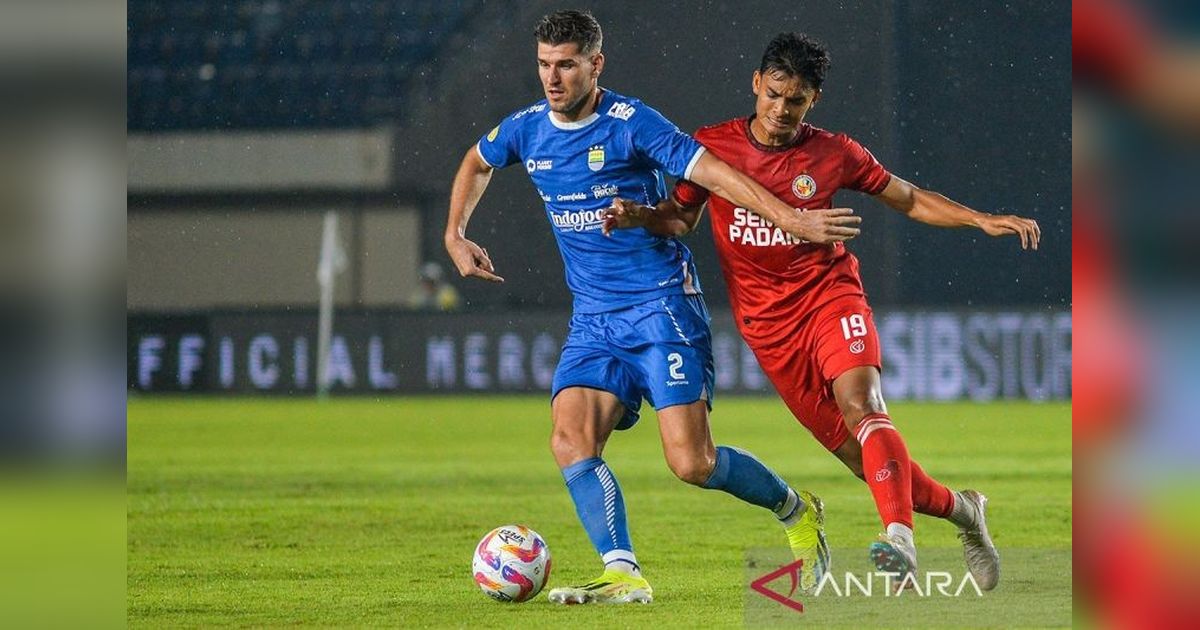 Kuipers Janjikan Performa Maksimal Persib Meski Sudah Juara Liga 1