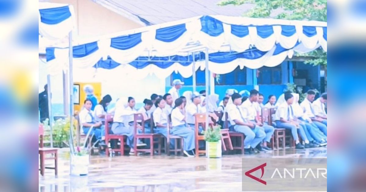 Biak Numfor Raih Kuota 100 Beasiswa ADik 2025: Peluang Emas Pendidikan Tinggi bagi Lulusan SMA