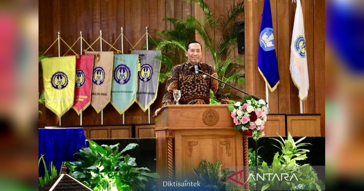 Wamendikbudristek Dorong Implementasi AI untuk Transparansi Audit Kampus