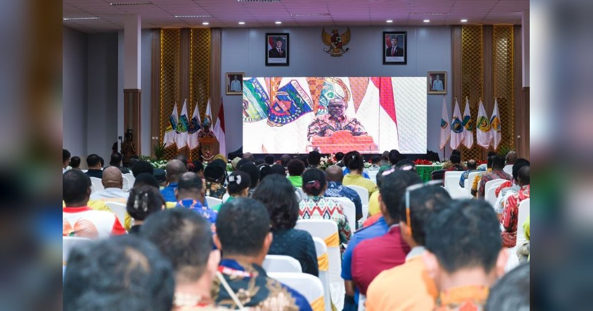 Gubernur Papua Tengah Ajak Jaga Semangat Gotong Royong untuk Pembangunan Berkelanjutan