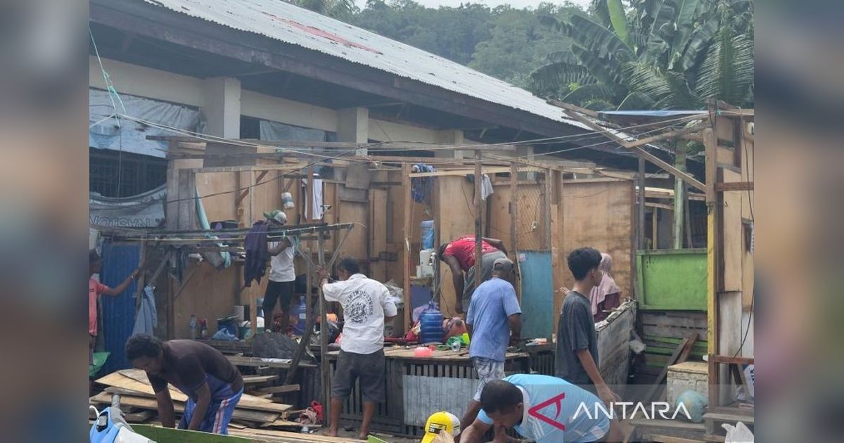 Pemkab Manokwari Beri Santunan Rp2,7 Miliar untuk Warga Terdampak Pembangunan Huntara