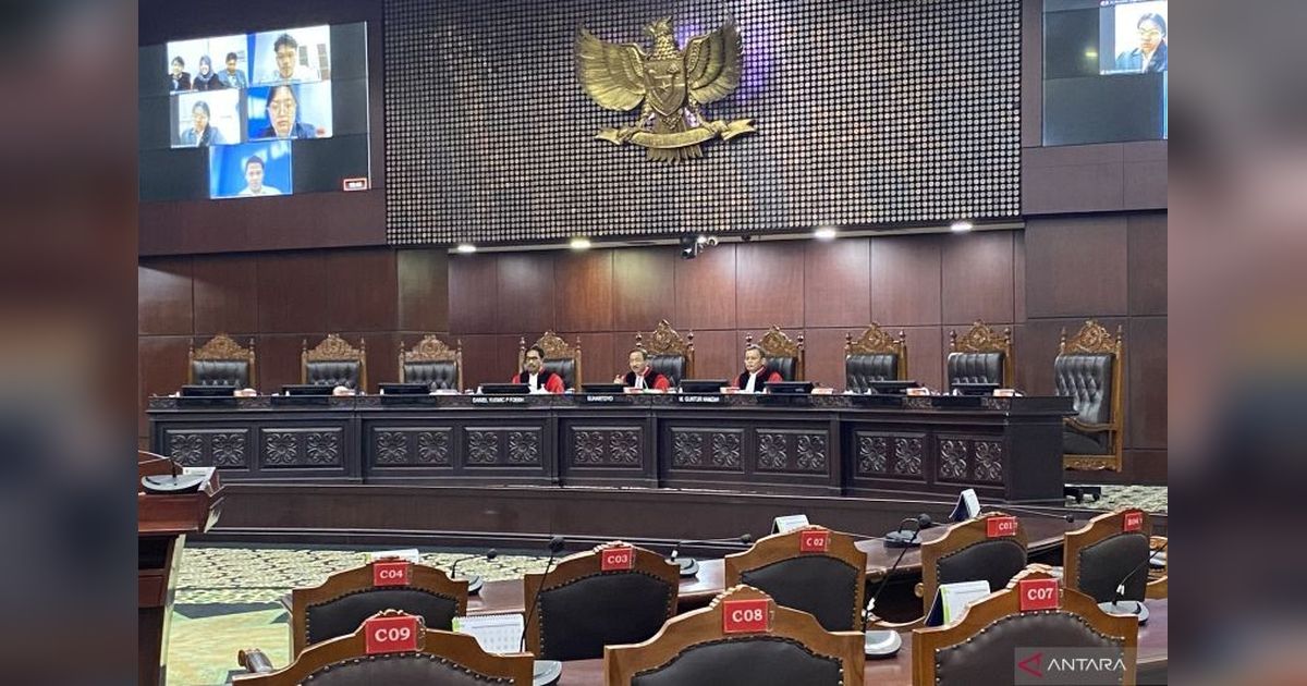 Mahasiswa Gugat UU TNI ke MK: Proses Pembentukan Dinilai Cacat Formal