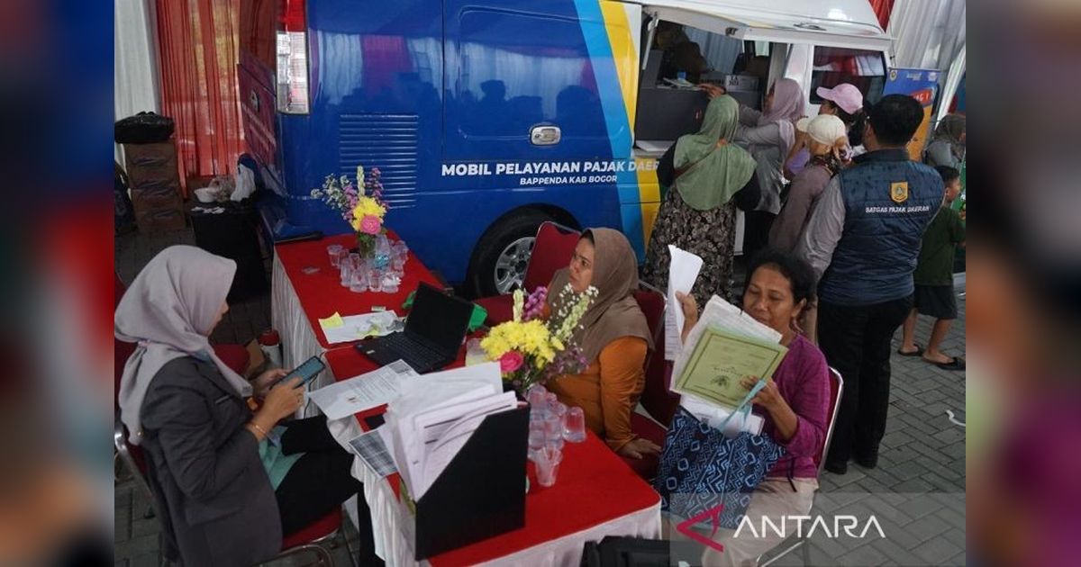 Pendapatan Pajak Bogor Melonjak: Kunjungan Bupati ke Parungpanjang Berbuah Manis