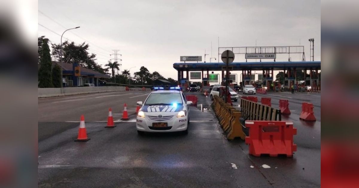 Contraflow Tol Jagorawi: Antisipasi Lonjakan Kendaraan saat Libur Waisak