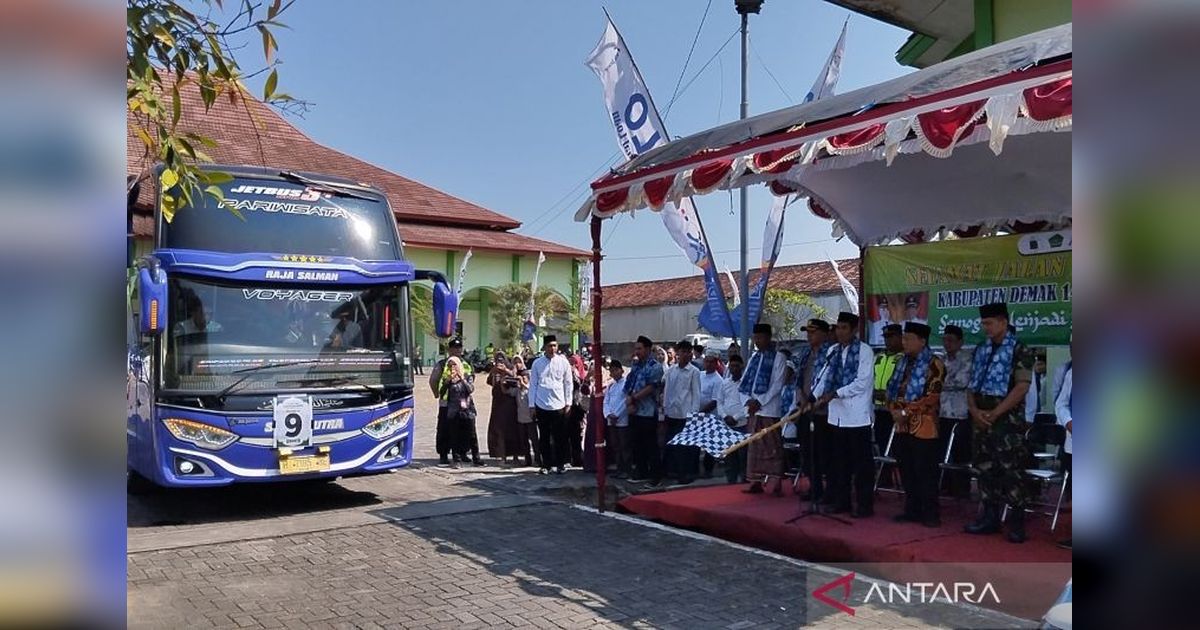 Demak Berangkatkan 1.568 Jemaah Haji, Kuota Terbanyak di Jateng