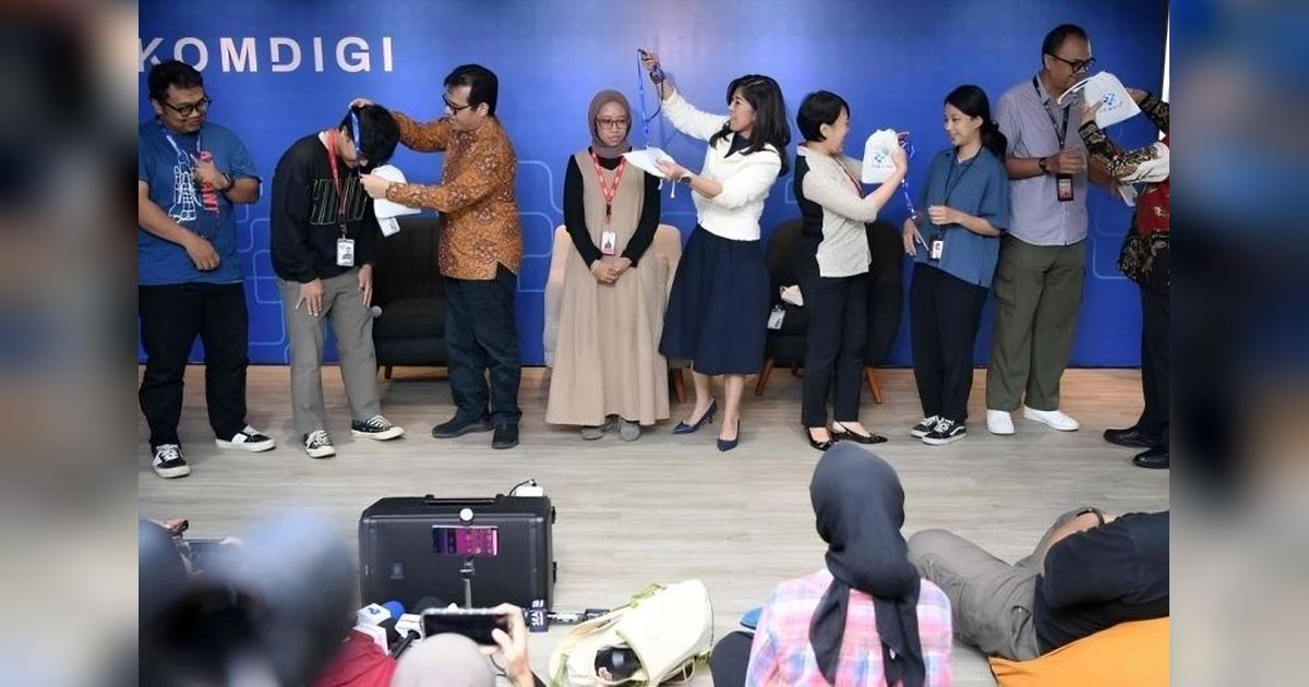Kemkominfo Terbitkan 180 Kartu Pers untuk Jurnalis, Dorong Jurnalisme Berkualitas