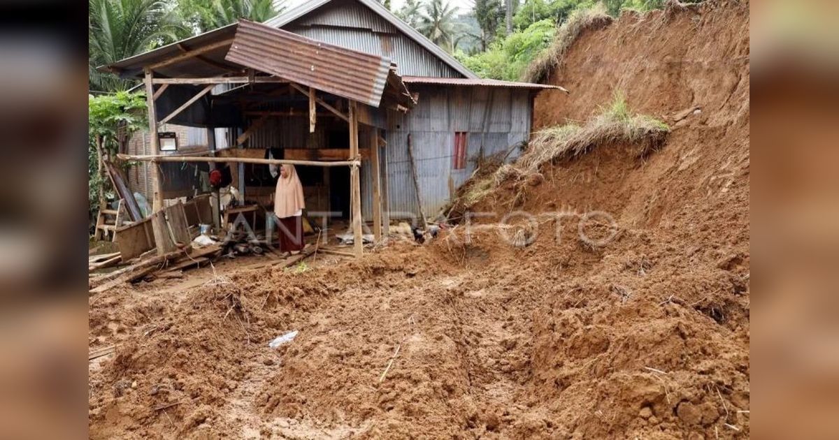 Longsor di Timor Tengah Selatan Paksa 200 Warga Mengungsi