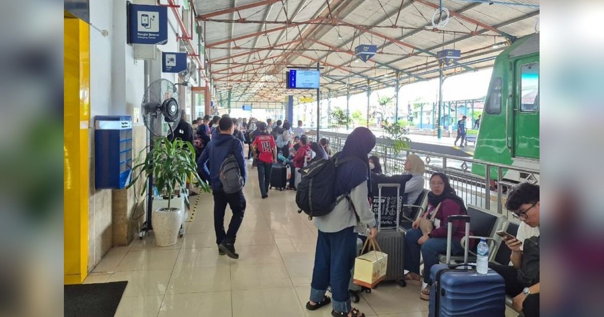 Penumpang KA Daop Madiun Melonjak Signifikan Selama Libur Waisak
