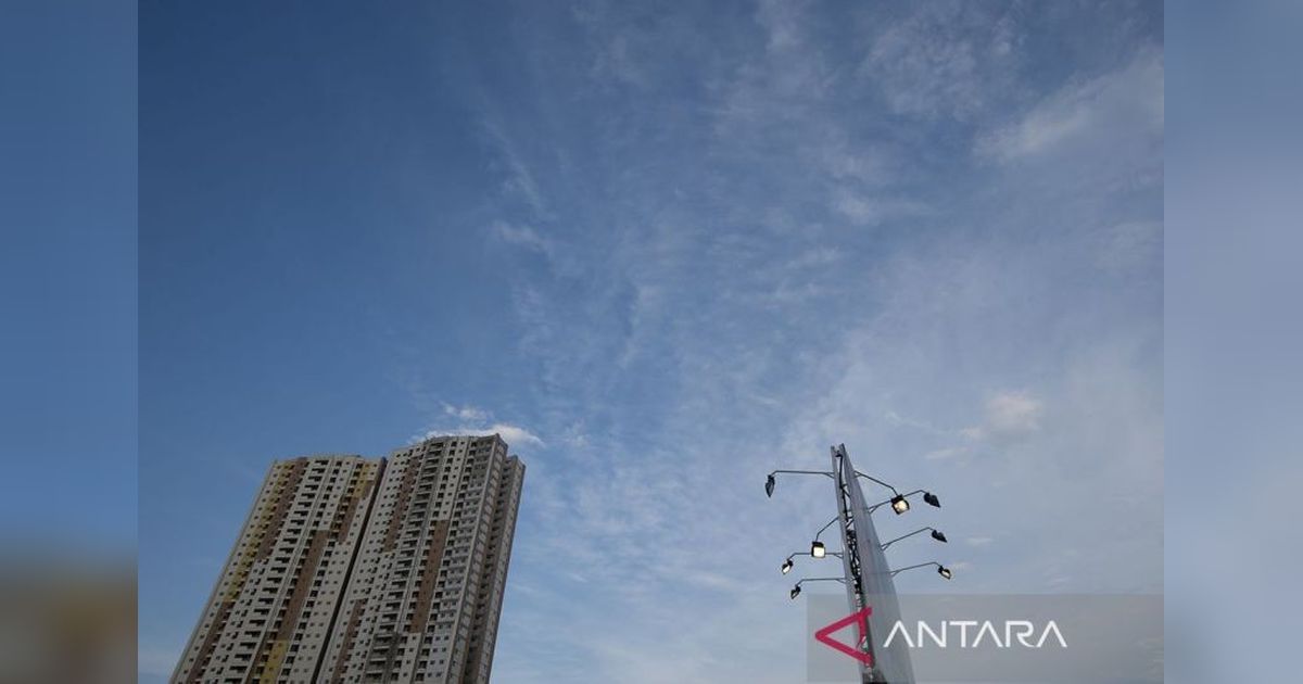 Hujan Ringan Diprediksi Guyur Jakarta Minggu Sore dan Malam
