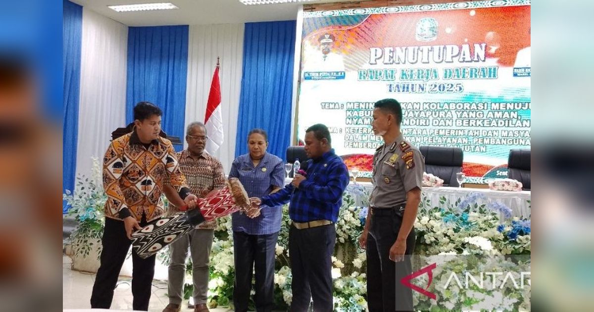 Pemkab Jayapura Evaluasi Kinerja OPD, Fokus Percepatan Pembangunan 2025