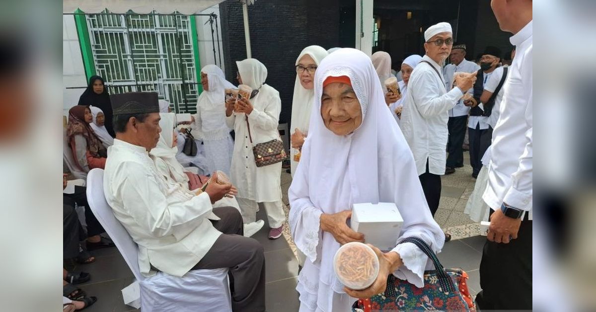 Pemkot Jambi Bekali Calon Haji dengan Sambal UMKM Lokal