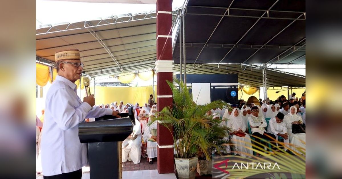 Bupati Bone Bolango Berpesan JCH Fokus Ibadah, Anggaran Tambahan Diupayakan