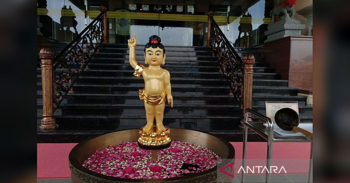 Aksi Sosial dan Ragam Budaya Meriahkan Perayaan Waisak di Samarinda