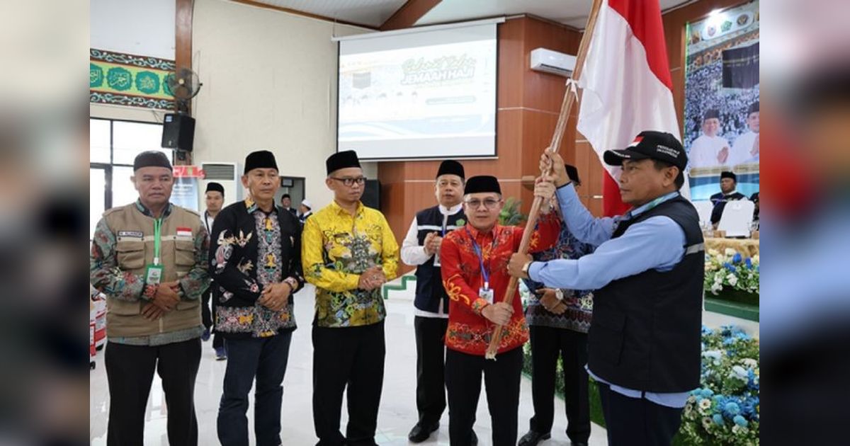 423 Calon Haji Kalteng Kloter 5 Berangkat ke Madinah, Total 1.269 Jamaah Sudah Menuju Tanah Suci