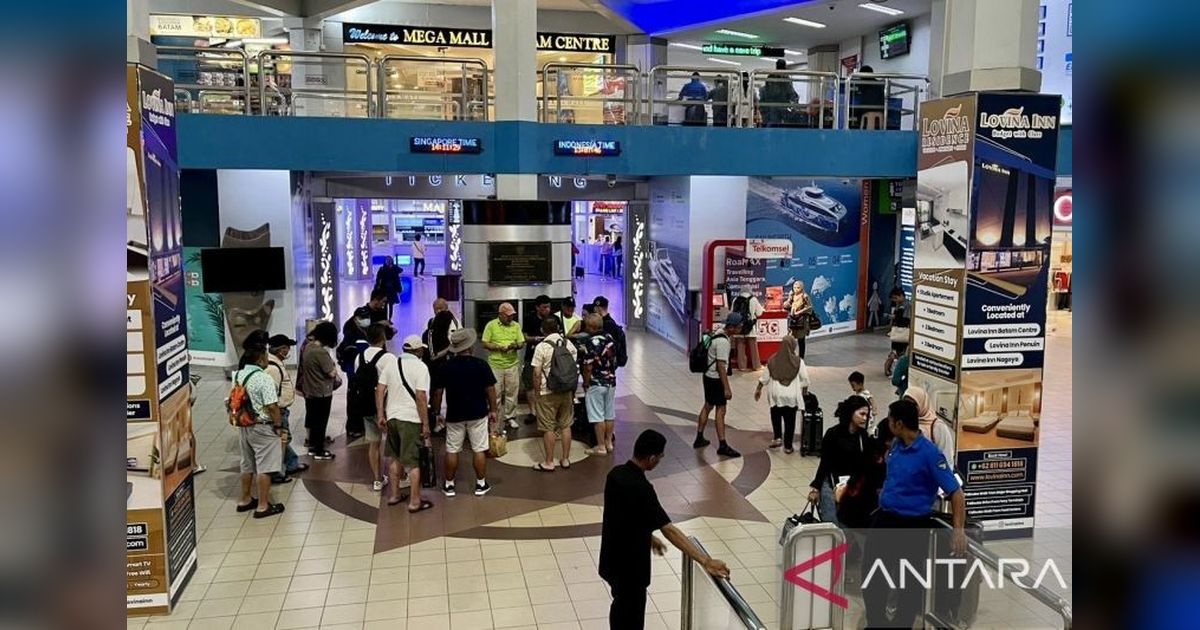 Libur Waisak 2025: Lonjakan Penumpang di Pelabuhan Batam Centre, 9 Kapal Tambahan Dikerahkan