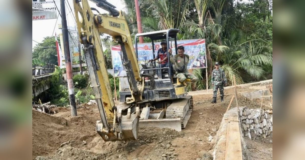 Kodim HST Bangun Jalan 1,03 Km, Akses Petani Desa Pengambau Hilir Luar Terbuka