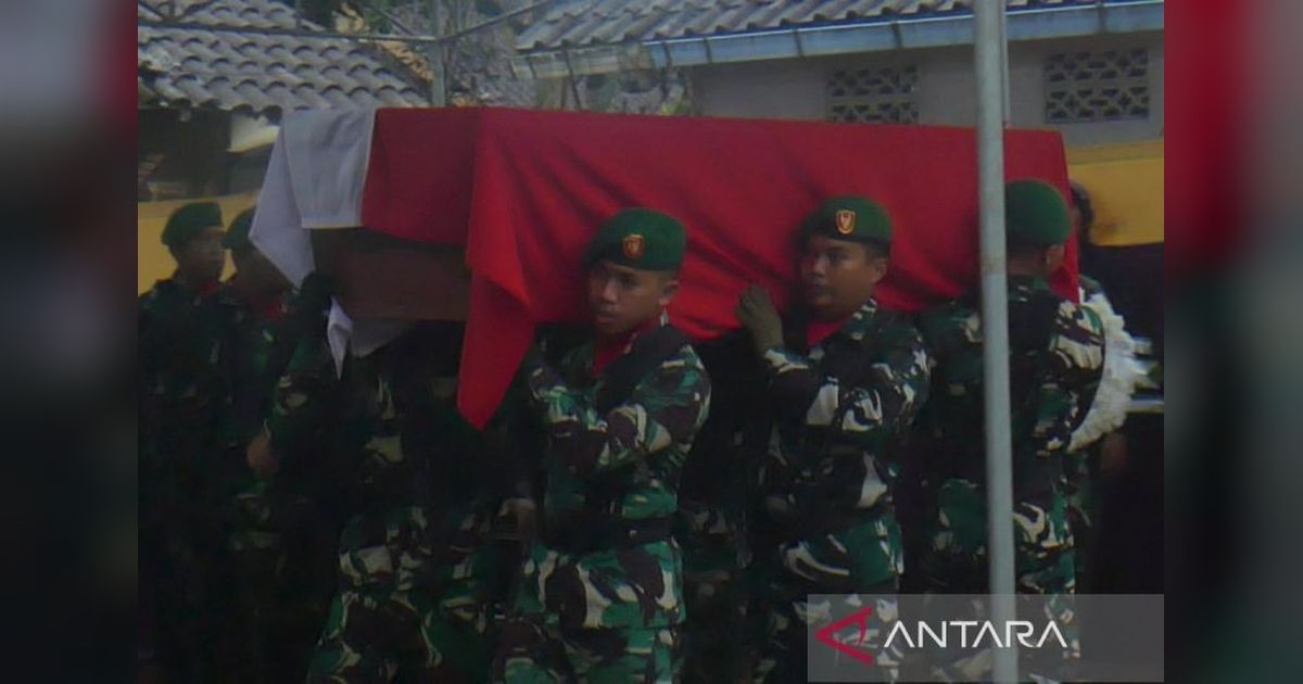 Jenazah Kopda Eri Dwi Priambodo Tiba di Temanggung, Keluarga dan Warga Sambut dengan Haru