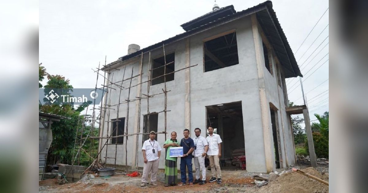 PT Timah Tbk Berikan Bantuan Puluhan Rumah Ibadah di Lingkar Tambang