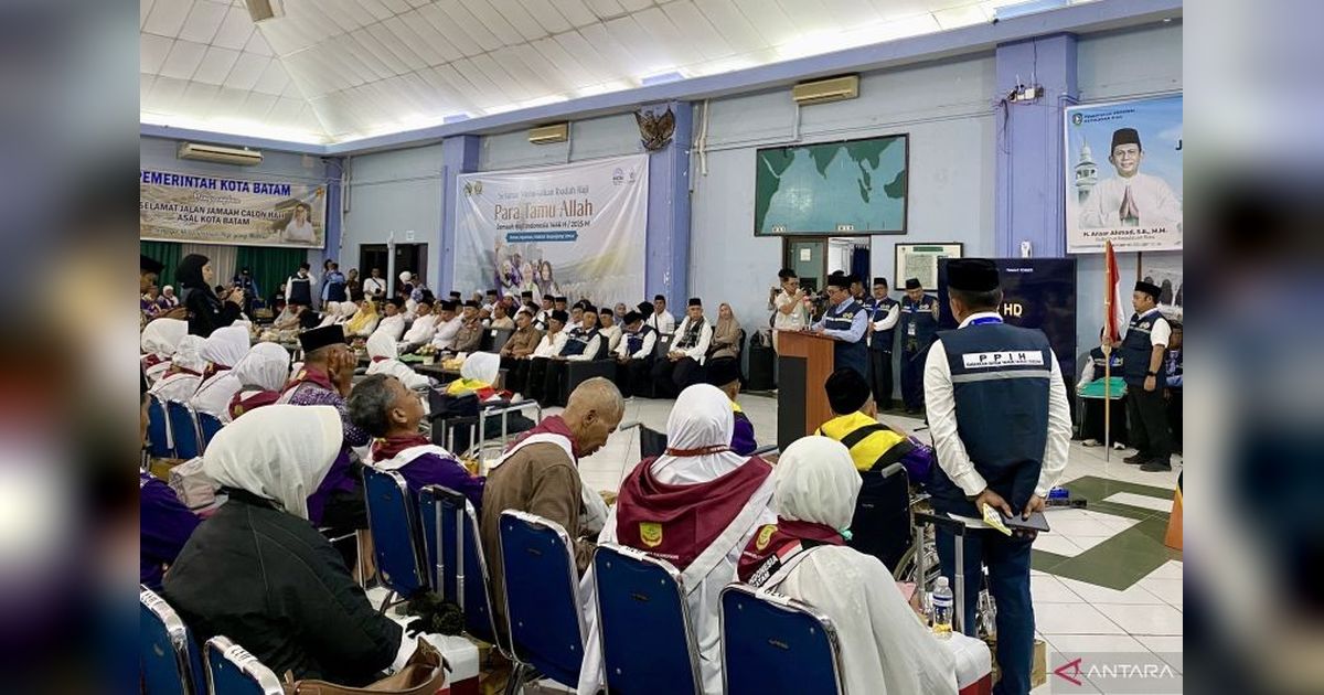 Tiga Calon Haji dari Embarkasi Batam Tunda Keberangkatan Akibat Sakit