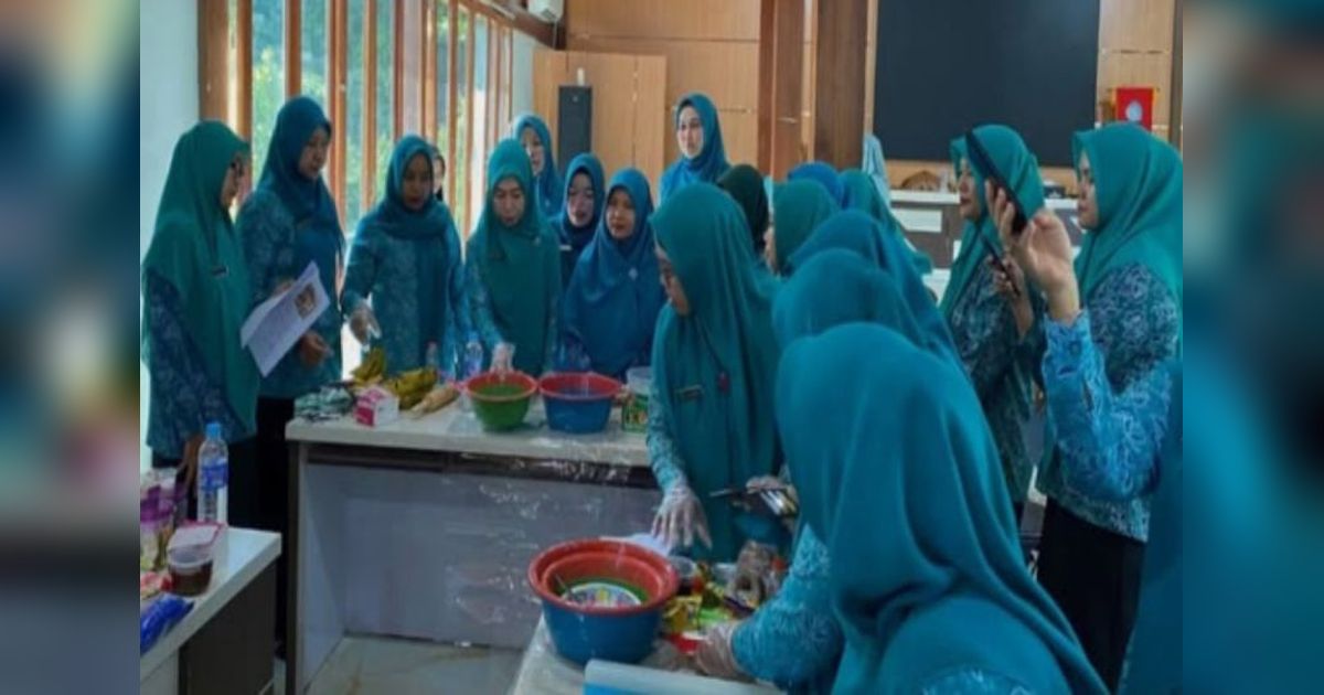 Pemkab Tanah Laut Berdayakan Perempuan melalui Pelatihan UP2K