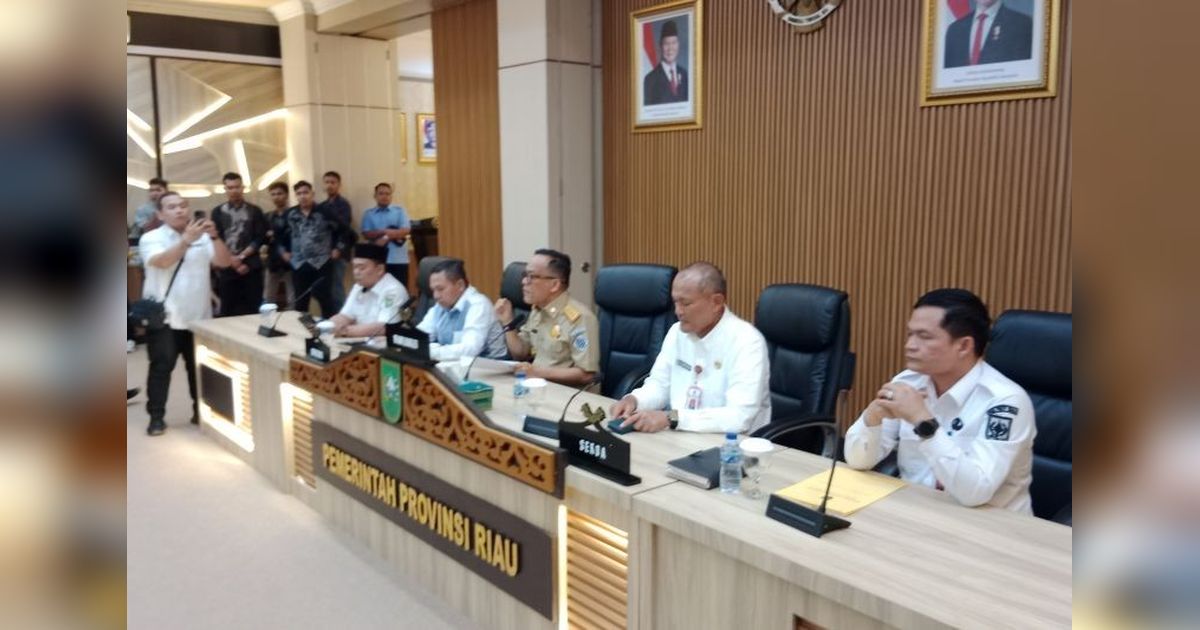 Wamenaker Sarankan Pidana Perusahaan yang Tahan Ijazah Mantan Karyawan