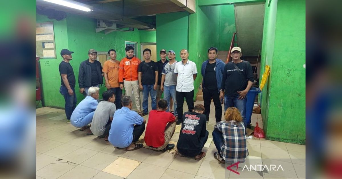 Pungli Berkedok Koperasi di Pasar Induk Kramat Jati Diungkap, 6 Pelaku Ditangkap!