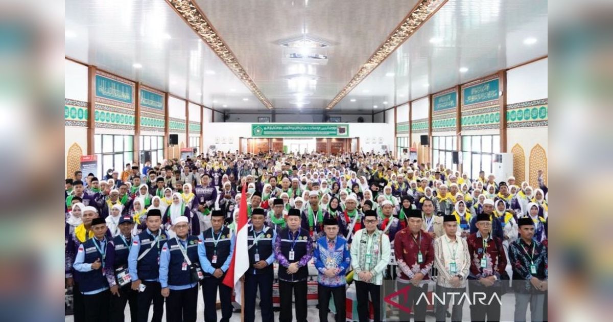 Kloter Terakhir Haji Embarkasi Banjarmasin Berangkat ke Madinah