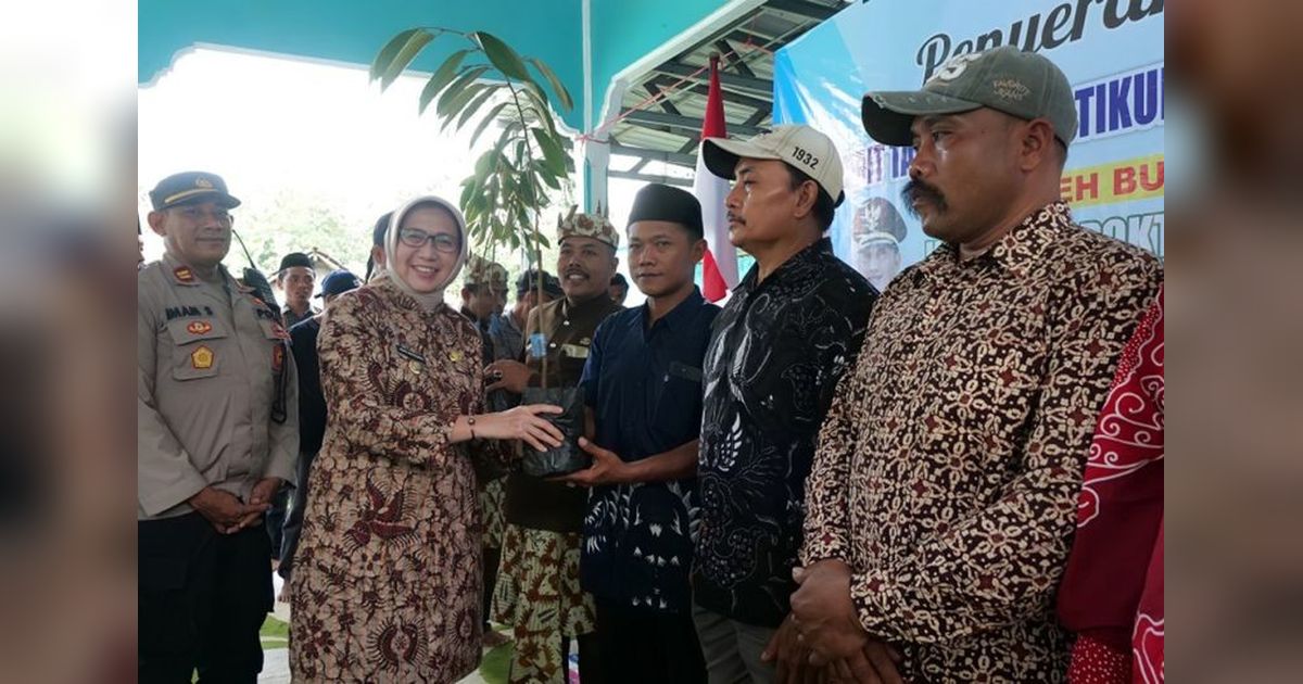 Pemkab Lumajang Dorong Ekonomi Pegunungan lewat Budidaya Durian Montong