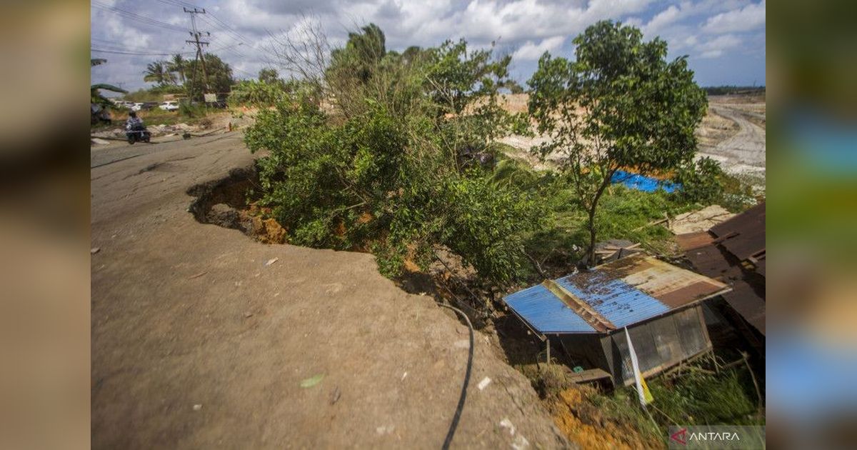 DPRD Tanah Bumbu Desak Pusat Segera Perbaiki Jalan Amblas di KM 171 Satui
