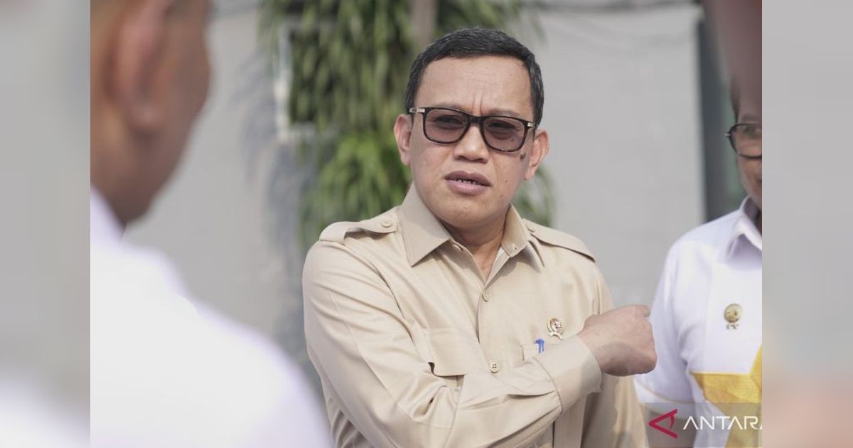 Hoaks Bantuan Rp100 Juta untuk PMI dan Video Peti Es Viral, Menteri Karding: Jangan Mudah Percaya!