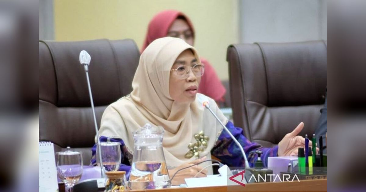 DPR Minta Kajian Cermat Wacana Dokter Umum Tangani Persalinan Caesar
