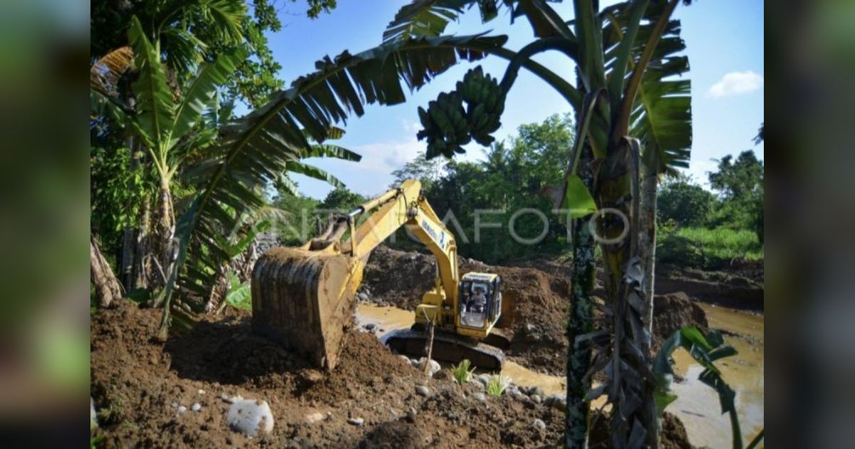 Pemkab Kotim Tarik Alat Berat Tak Terpakai: Evaluasi Program dan Tantangan Infrastruktur