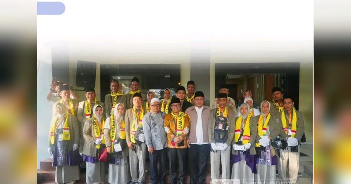 17 Calon Haji Kota Mataram Berangkat ke Tanah Suci, Doakan Kota Mataram!