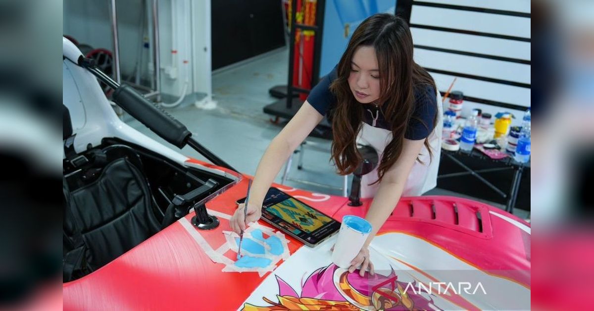 Kemenekraf: Karya Kreator Lokal Hiasi Mobil Balap Mandalika, Dorong Ekonomi Kreatif Indonesia