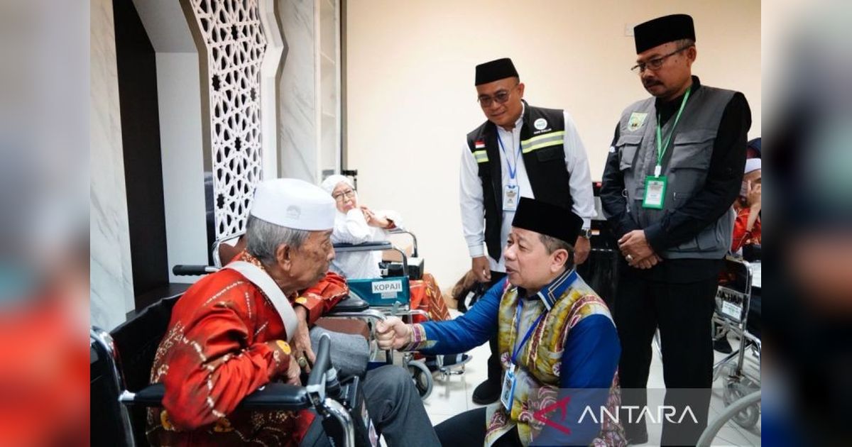 Jamaah Haji Kloter 07 Embarkasi Banjarmasin Berangkat ke Tanah Suci
