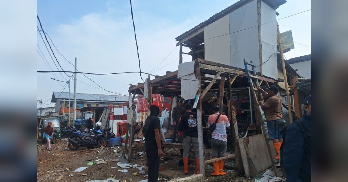 70 Rumah di Pluit Dibongkar untuk Bangun Tanggul Mitigasi Rob