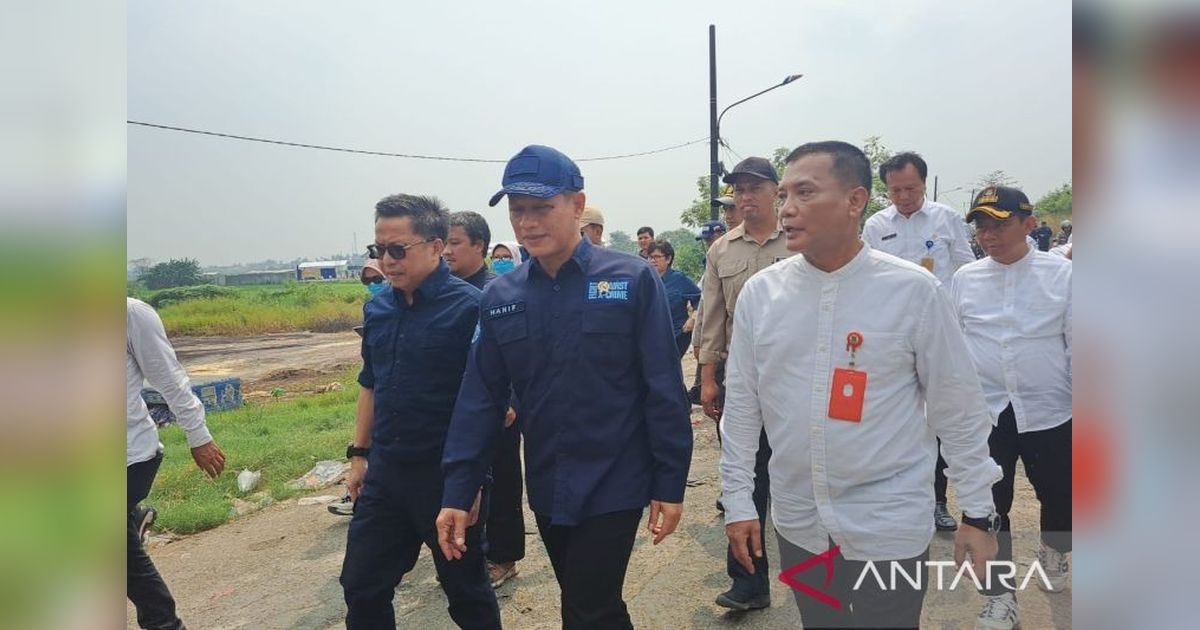 KLH Tutup Permanen TPA Jatiwaringin Akibat Pencemaran Lingkungan