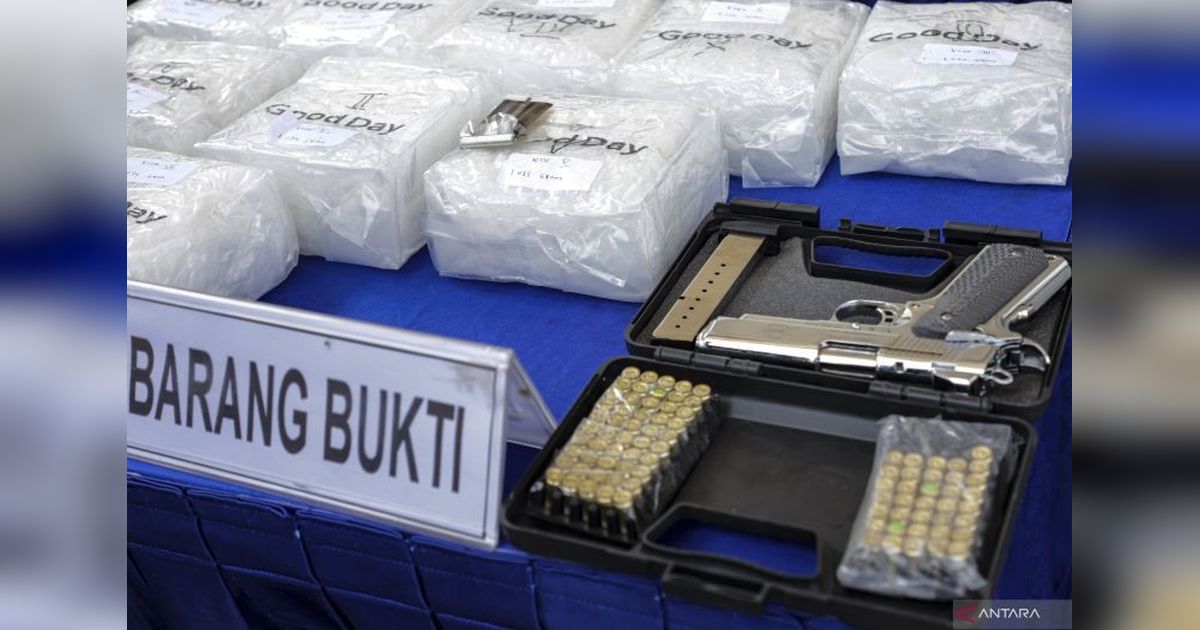 TNI AL Gagalkan Penyelundupan 1,2 Ton Kokain dan 705 Kg Sabu di Karimun