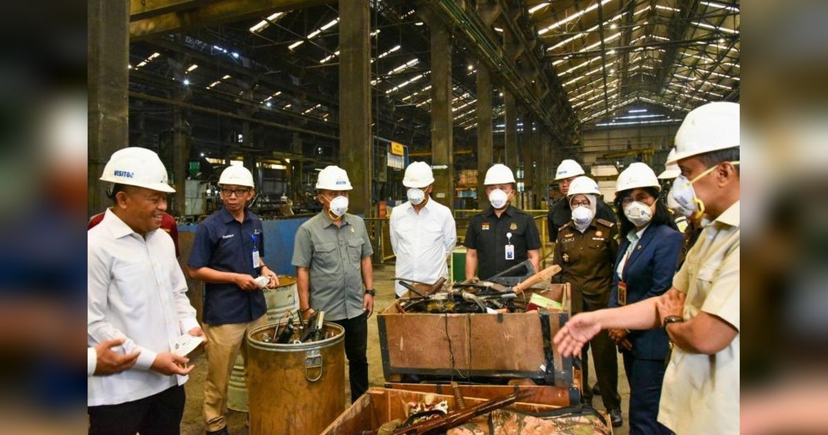 BNPT dan Pindad Musnahkan Barang Bukti Terorisme di Bandung