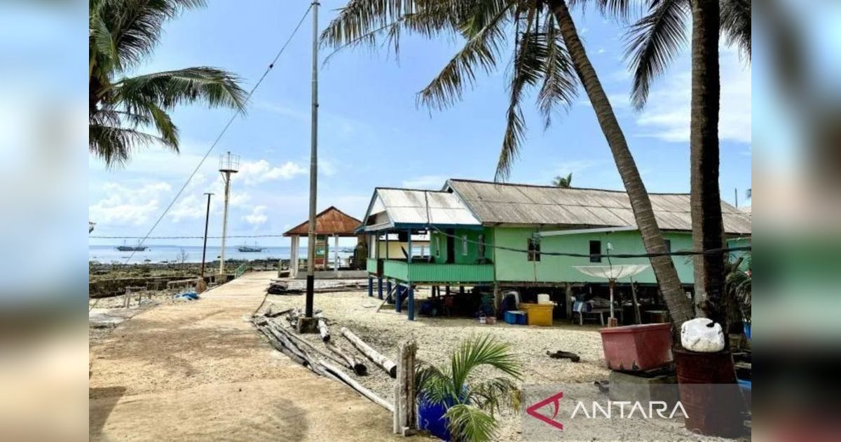 PLN Perkuat Infrastruktur Kelistrikan di Pulau Buku Limau, Belitung Timur