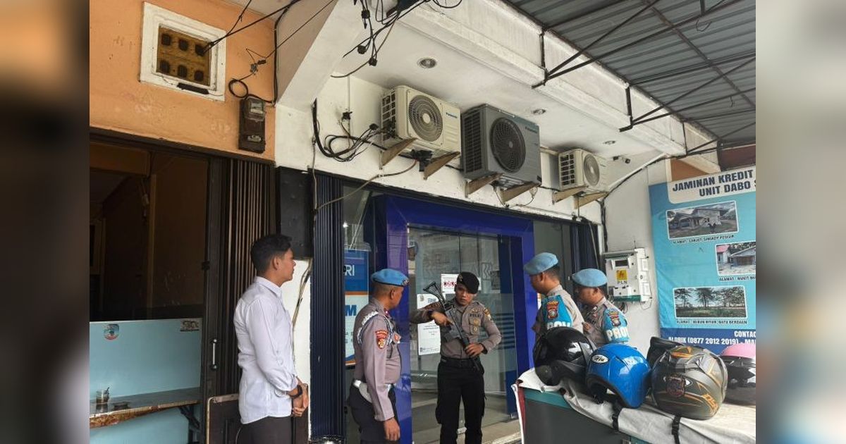 Polres Lingga Periksa Senjata Api Personel di Objek Vital: Jaga Disiplin dan Profesionalisme!