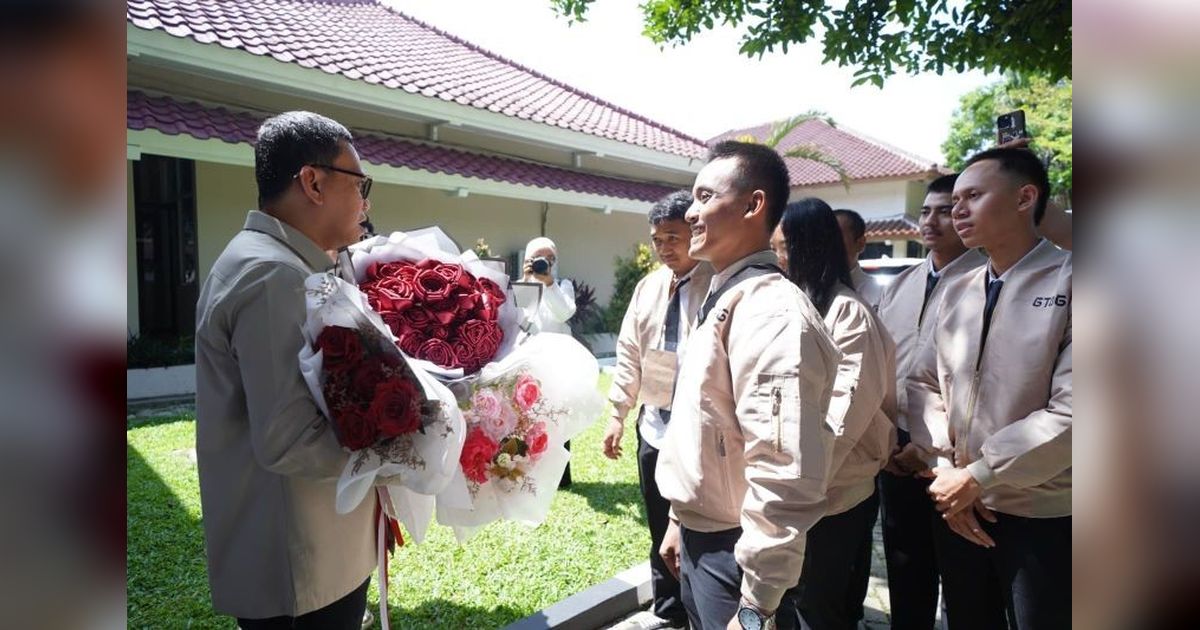 Menteri P2MI Ajak Pekerja Migran Bijak Kelola Gaji Demi Masa Depan Gemilang