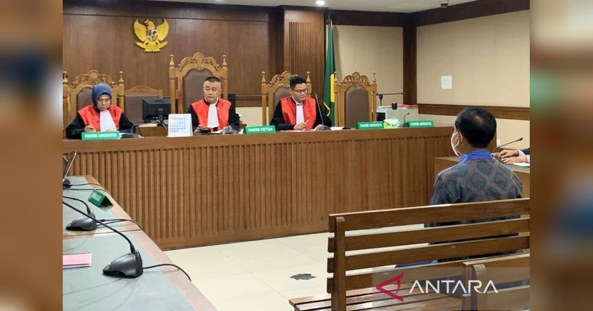 Eks Ketua PN Surabaya Didakwa Terima Suap Rp541 Juta Terkait Pengondisian Perkara